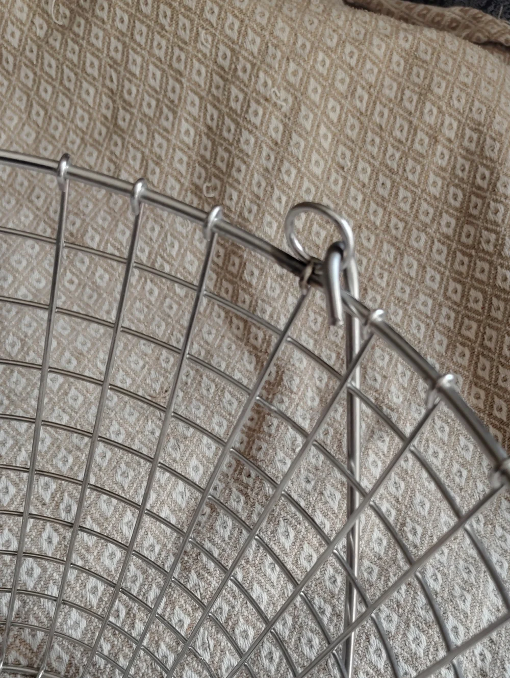 Large Metal Wire Storage Basket with Wooden Handle